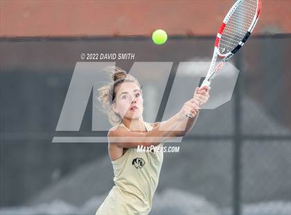Thumbnail 3 in Raymore-Peculiar @ Lee's Summit (MSHSAA Class 3 District Championship) photogallery.