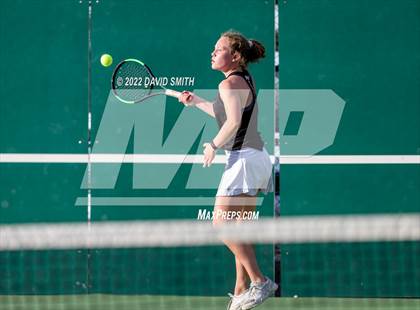 Thumbnail 1 in Raymore-Peculiar @ Lee's Summit (MSHSAA Class 3 District Championship) photogallery.