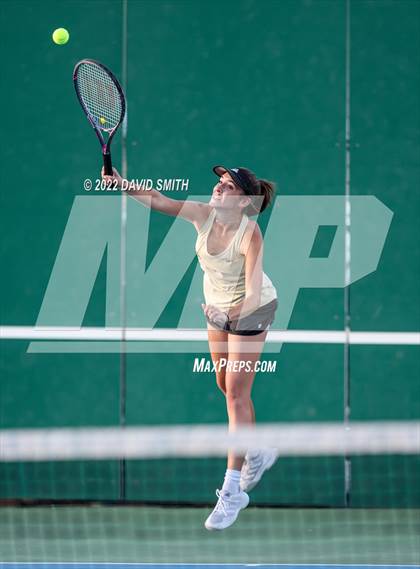Thumbnail 3 in Raymore-Peculiar @ Lee's Summit (MSHSAA Class 3 District Championship) photogallery.