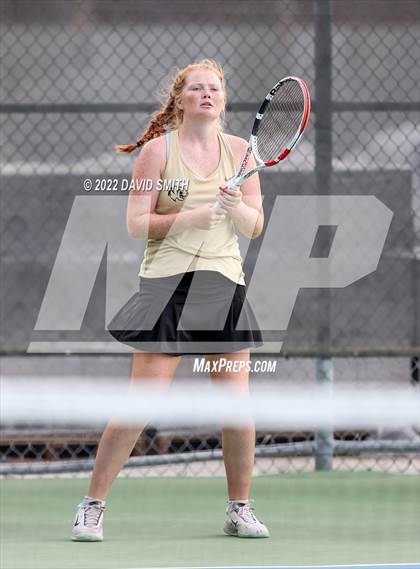 Thumbnail 2 in Raymore-Peculiar @ Lee's Summit (MSHSAA Class 3 District Championship) photogallery.