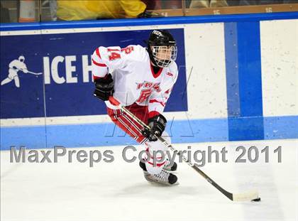Thumbnail 3 in South Windsor vs. Fairfield Prep (CIAC Division 1 Semifinal) photogallery.