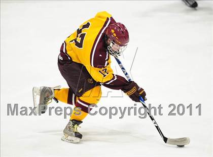 Thumbnail 2 in South Windsor vs. Fairfield Prep (CIAC Division 1 Semifinal) photogallery.