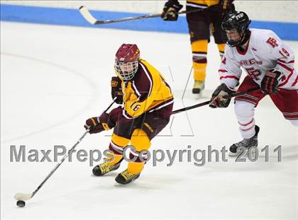Thumbnail 3 in South Windsor vs. Fairfield Prep (CIAC Division 1 Semifinal) photogallery.