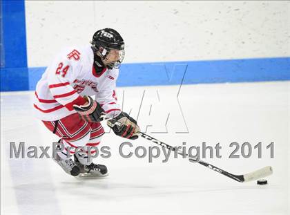 Thumbnail 3 in South Windsor vs. Fairfield Prep (CIAC Division 1 Semifinal) photogallery.