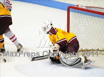 Thumbnail 2 in South Windsor vs. Fairfield Prep (CIAC Division 1 Semifinal) photogallery.