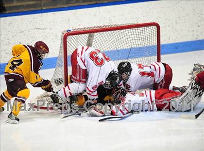 Thumbnail 1 in South Windsor vs. Fairfield Prep (CIAC Division 1 Semifinal) photogallery.