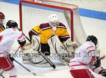Thumbnail 3 in South Windsor vs. Fairfield Prep (CIAC Division 1 Semifinal) photogallery.