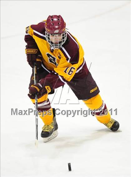 Thumbnail 1 in South Windsor vs. Fairfield Prep (CIAC Division 1 Semifinal) photogallery.