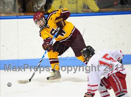 Thumbnail 3 in South Windsor vs. Fairfield Prep (CIAC Division 1 Semifinal) photogallery.
