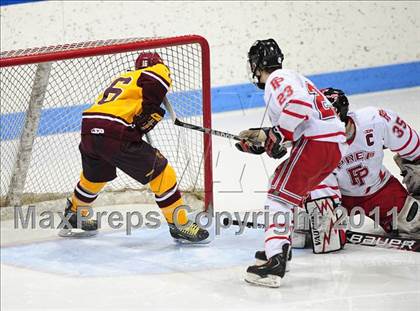 Thumbnail 3 in South Windsor vs. Fairfield Prep (CIAC Division 1 Semifinal) photogallery.