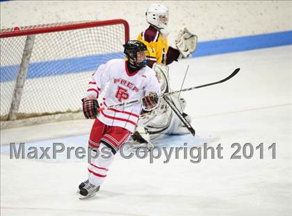 Thumbnail 3 in South Windsor vs. Fairfield Prep (CIAC Division 1 Semifinal) photogallery.