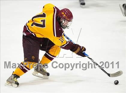 Thumbnail 3 in South Windsor vs. Fairfield Prep (CIAC Division 1 Semifinal) photogallery.