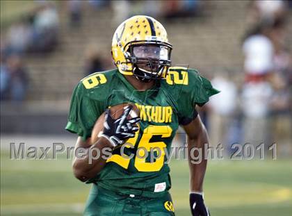 Thumbnail 2 in Altus vs. MacArthur photogallery.