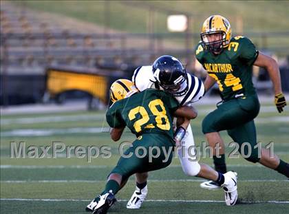 Thumbnail 2 in Altus vs. MacArthur photogallery.
