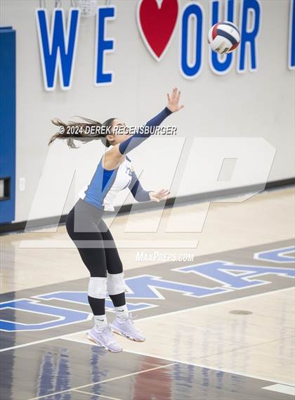 Thumbnail 3 in Peak to Peak vs Aspen (CHSAA 3A Regionals, Site 9) photogallery.