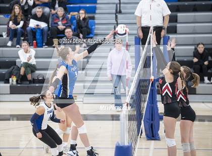 Thumbnail 2 in Peak to Peak vs Aspen (CHSAA 3A Regionals, Site 9) photogallery.