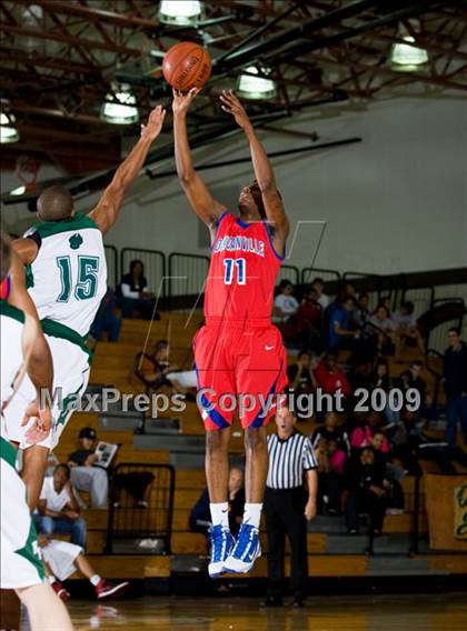 Thumbnail 1 in Kingwood Park vs. Duncanville (McDonalds Texas Invitational) photogallery.