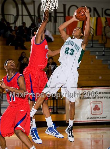 Thumbnail 2 in Kingwood Park vs. Duncanville (McDonalds Texas Invitational) photogallery.