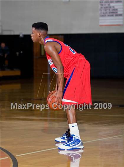 Thumbnail 1 in Kingwood Park vs. Duncanville (McDonalds Texas Invitational) photogallery.