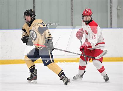 Thumbnail 3 in Newington Co-op vs. Conard (CCC South Final) photogallery.