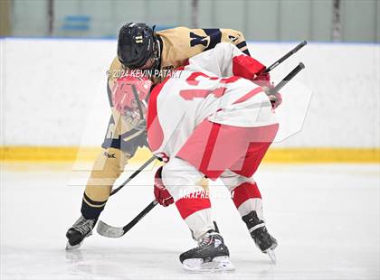 Thumbnail 2 in Newington Co-op vs. Conard (CCC South Final) photogallery.