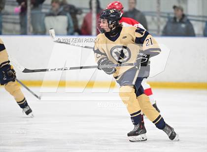 Thumbnail 3 in Newington Co-op vs. Conard (CCC South Final) photogallery.