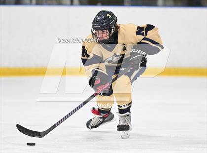 Thumbnail 3 in Newington Co-op vs. Conard (CCC South Final) photogallery.