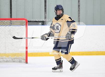 Thumbnail 3 in Newington Co-op vs. Conard (CCC South Final) photogallery.