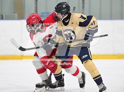 Thumbnail 2 in Newington Co-op vs. Conard (CCC South Final) photogallery.