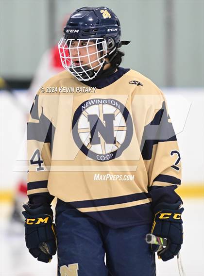 Thumbnail 3 in Newington Co-op vs. Conard (CCC South Final) photogallery.