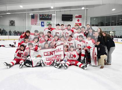 Thumbnail 1 in Newington Co-op vs. Conard (CCC South Final) photogallery.