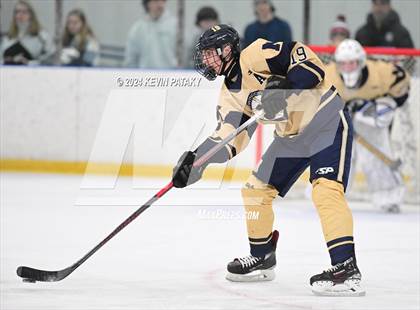 Thumbnail 2 in Newington Co-op vs. Conard (CCC South Final) photogallery.