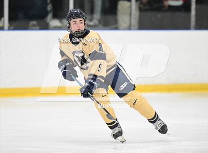 Thumbnail 2 in Newington Co-op vs. Conard (CCC South Final) photogallery.