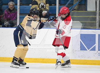 Thumbnail 3 in Newington Co-op vs. Conard (CCC South Final) photogallery.