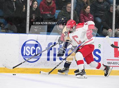 Thumbnail 3 in Newington Co-op vs. Conard (CCC South Final) photogallery.
