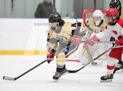 Thumbnail 3 in Newington Co-op vs. Conard (CCC South Final) photogallery.