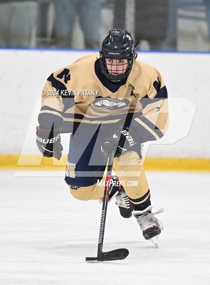 Thumbnail 1 in Newington Co-op vs. Conard (CCC South Final) photogallery.