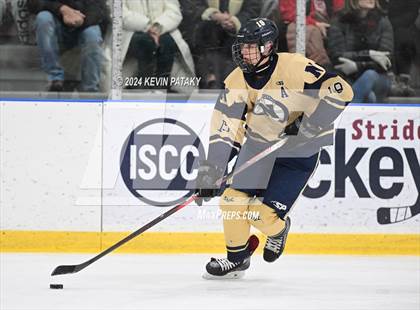 Thumbnail 3 in Newington Co-op vs. Conard (CCC South Final) photogallery.