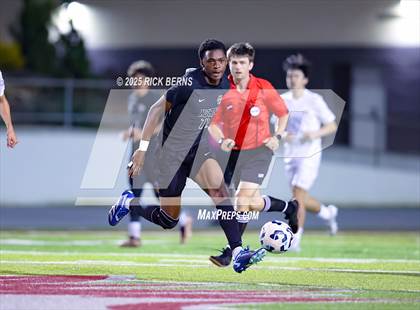 Thumbnail 2 in Grand Oaks vs Mesquite Horn (UIL 6A D2 Soccer Regional Semifinal) photogallery.