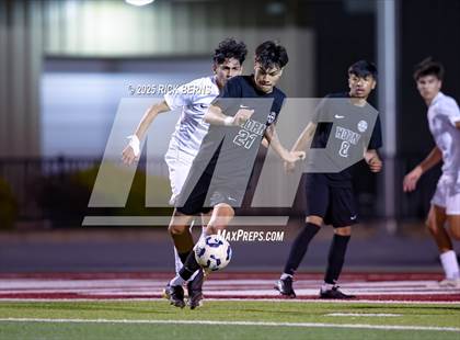 Thumbnail 3 in Grand Oaks vs Mesquite Horn (UIL 6A D2 Soccer Regional Semifinal) photogallery.