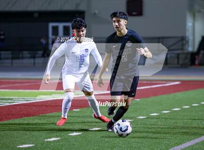 Thumbnail 2 in Grand Oaks vs Mesquite Horn (UIL 6A D2 Soccer Regional Semifinal) photogallery.