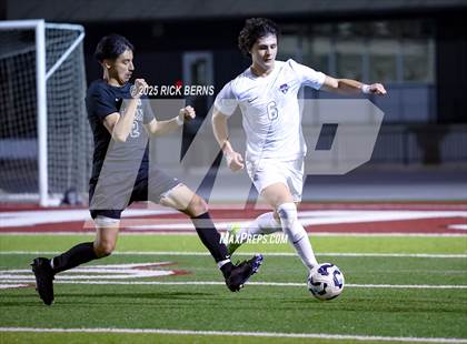 Thumbnail 2 in Grand Oaks vs Mesquite Horn (UIL 6A D2 Soccer Regional Semifinal) photogallery.