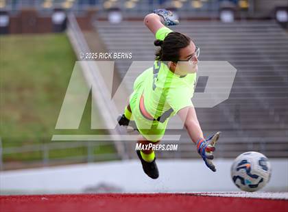 Thumbnail 3 in Grand Oaks vs Mesquite Horn (UIL 6A D2 Soccer Regional Semifinal) photogallery.