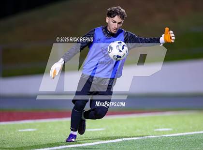 Thumbnail 2 in Grand Oaks vs Mesquite Horn (UIL 6A D2 Soccer Regional Semifinal) photogallery.
