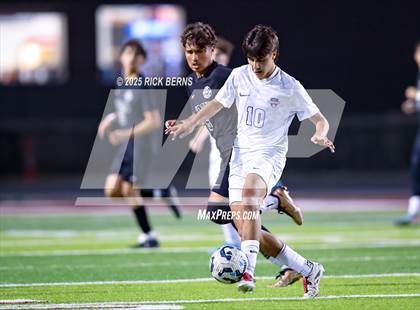 Thumbnail 1 in Grand Oaks vs Mesquite Horn (UIL 6A D2 Soccer Regional Semifinal) photogallery.