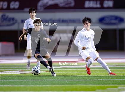 Thumbnail 1 in Grand Oaks vs Mesquite Horn (UIL 6A D2 Soccer Regional Semifinal) photogallery.