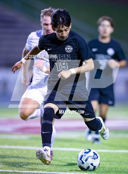 Thumbnail 3 in Grand Oaks vs Mesquite Horn (UIL 6A D2 Soccer Regional Semifinal) photogallery.