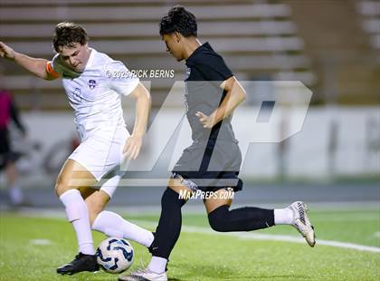 Thumbnail 1 in Grand Oaks vs Mesquite Horn (UIL 6A D2 Soccer Regional Semifinal) photogallery.