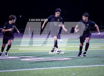 Thumbnail 3 in Grand Oaks vs Mesquite Horn (UIL 6A D2 Soccer Regional Semifinal) photogallery.