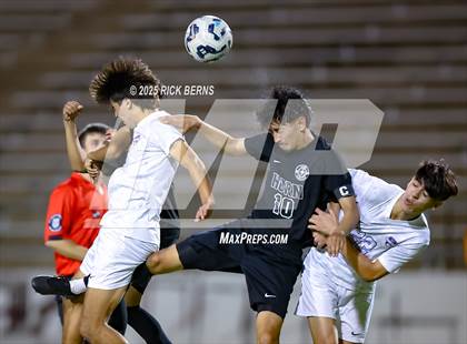 Thumbnail 3 in Grand Oaks vs Mesquite Horn (UIL 6A D2 Soccer Regional Semifinal) photogallery.